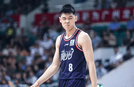 崔永熙：以前打球主要靠身体素质，现在球风会更加多样化